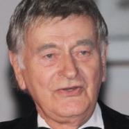Barrie Ingham