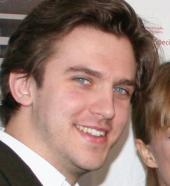 Dan Stevens