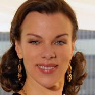 Debi Mazar