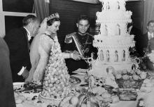 Dina bint 'Abdu'l-Hamid Dina Bint 'Abdu'l-Hamid