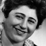 Gertrude Berg
