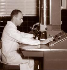 Humberto Fernandez-Moran Villalobos