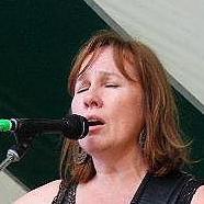 Iris DeMent