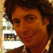 Laurence Llewelyn-Bowen