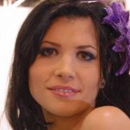 Rebeca Linares Rebeca Linares