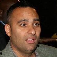 Russell Peters