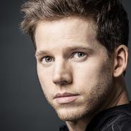 Stark Sands