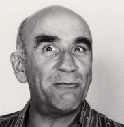 Warren Mitchell