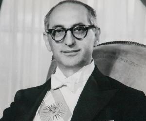 Arturo Frondizi