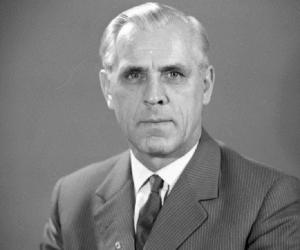 Willi Stoph