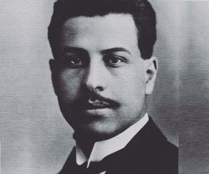 Ramón López Velarde
